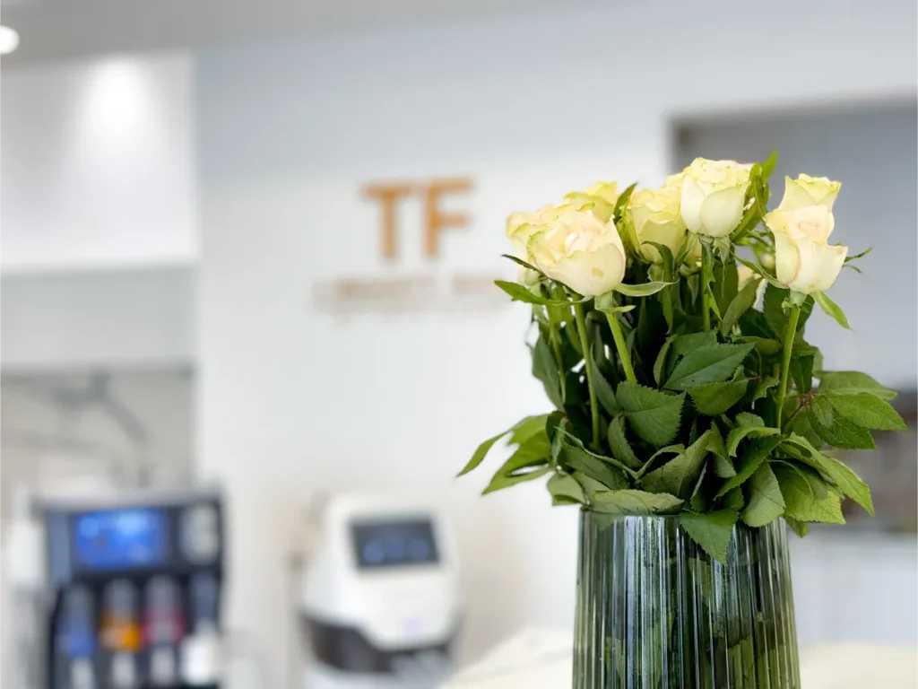 TF Beauty Bar üzletének belső része a Comfort Line és Hydra Touch H2 gépekkel
